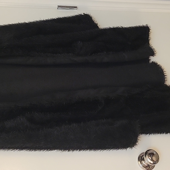 Black Shaggy Eyelash Hoodie Open Front Cardigan Sweater - Picture 4 of 6